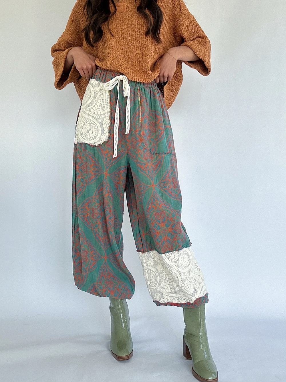 POL Teal and Orange Gauze Patchwork Joggers size Small